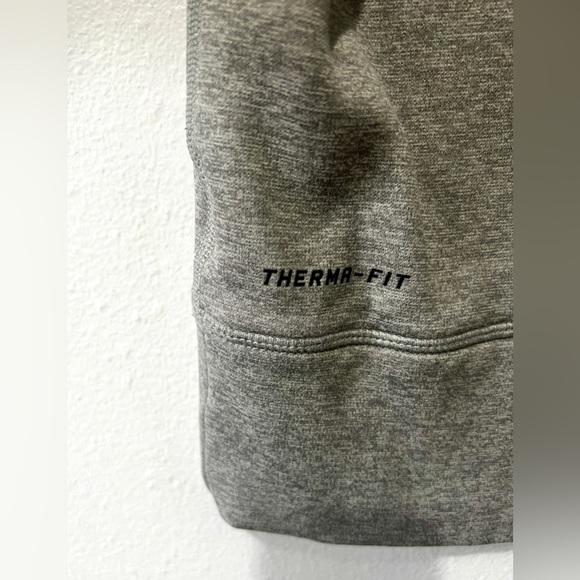 Nike Green Bay Packers Salute to Service Hooded Sweatshirt - Large - Picture 10 of 13